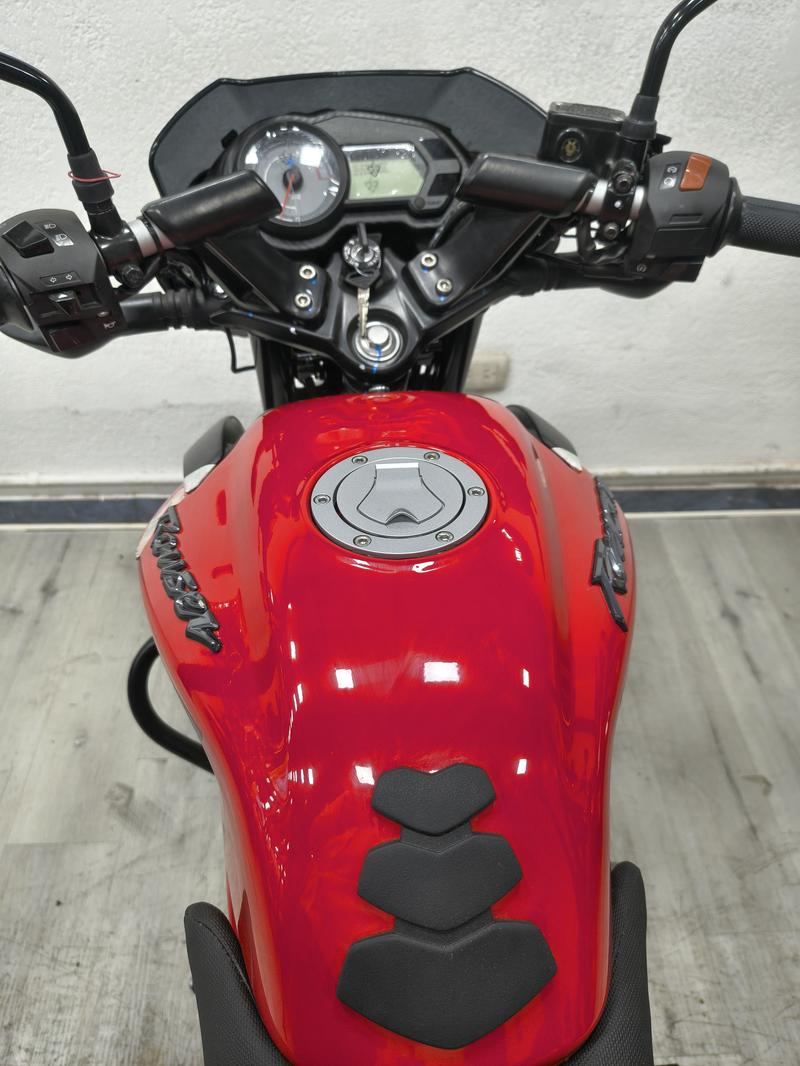 Bajaj ROUSER LS 125 FULL foto 14