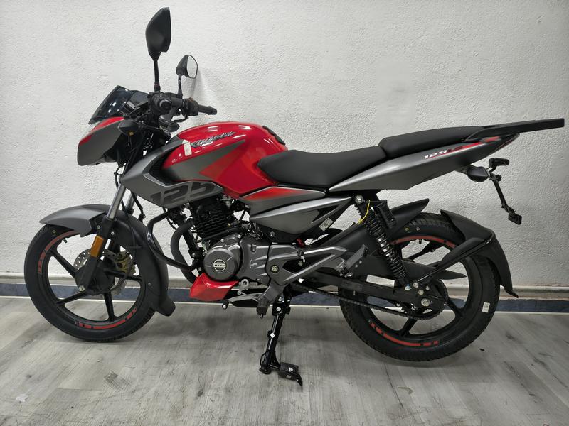 Bajaj Rouser LS 125 en San Fernando — RH-Motos