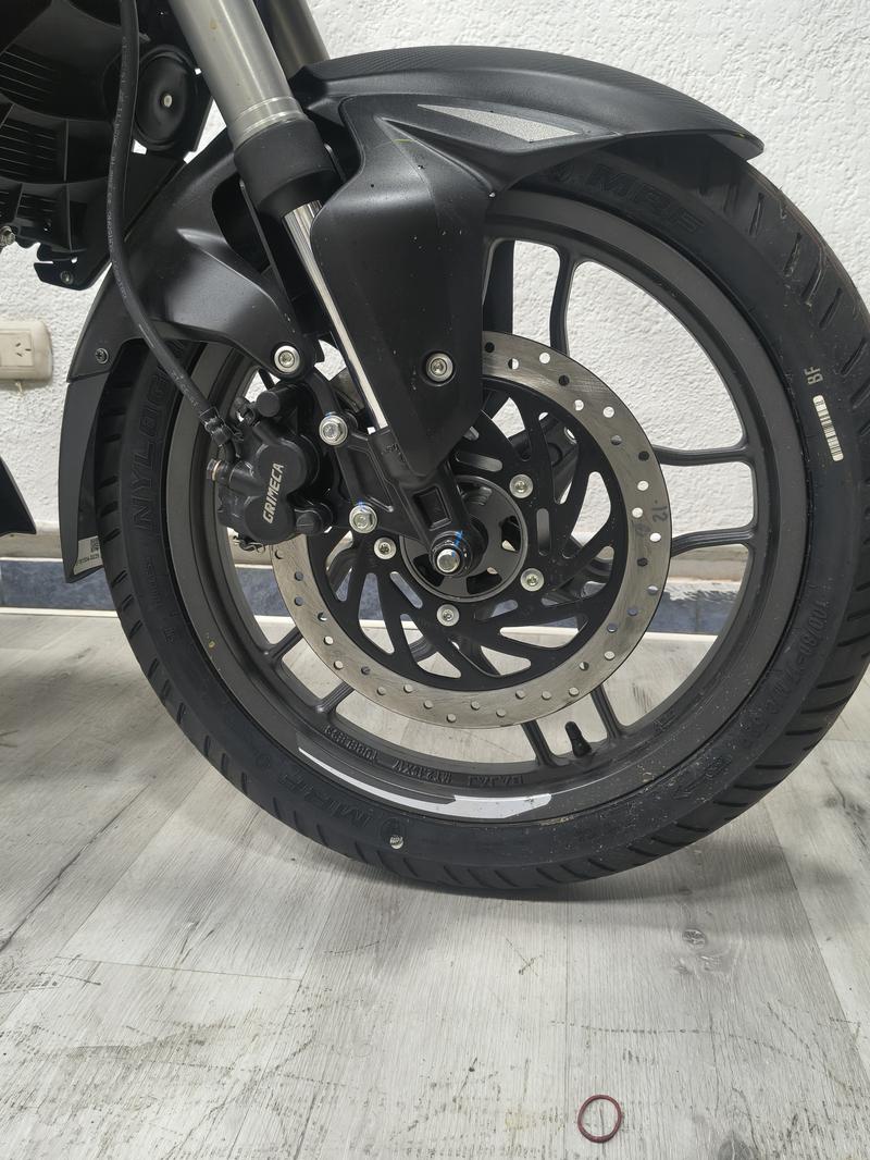 Bajaj ROUSER NS 200 2026 FULL foto 14