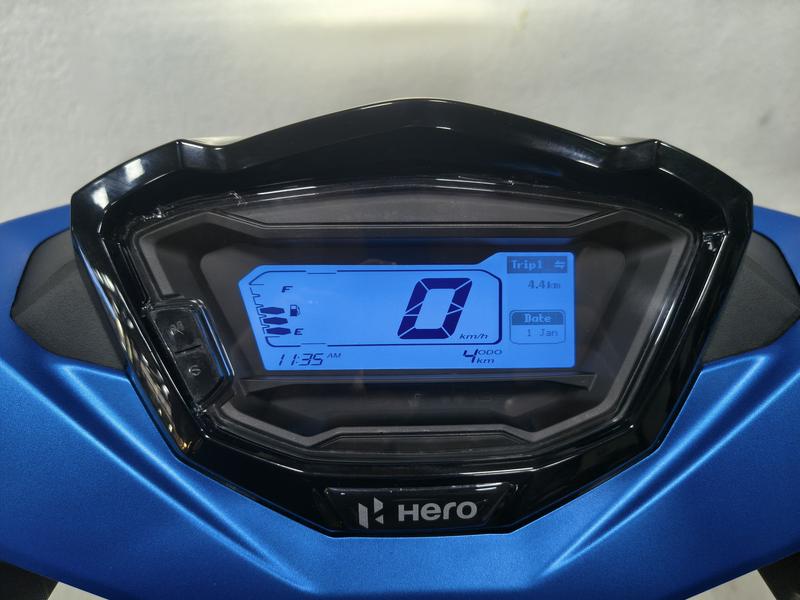 Hero DASH 125 FULL foto 10