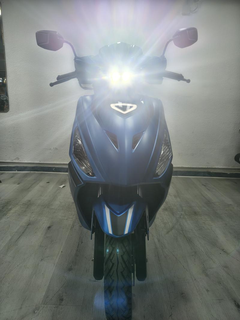 Hero DASH 125 FULL foto 15