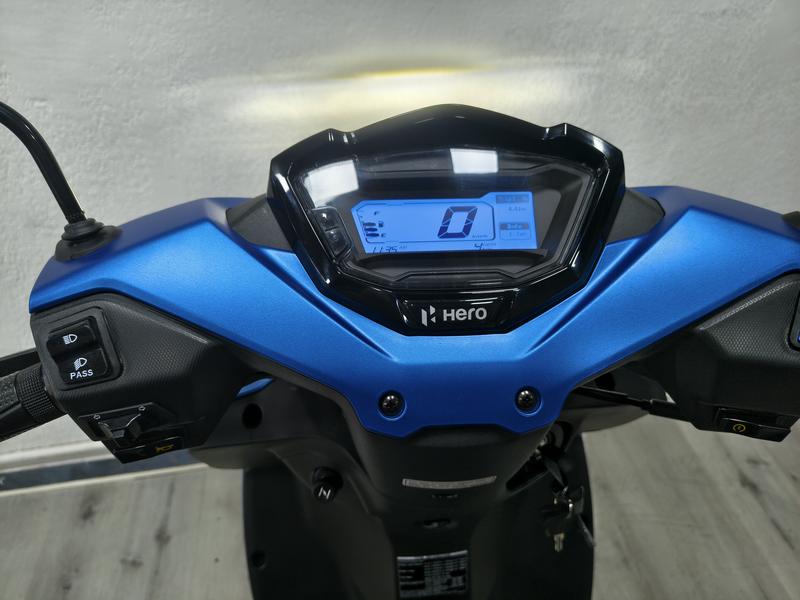 Hero DASH 125 FULL foto 9