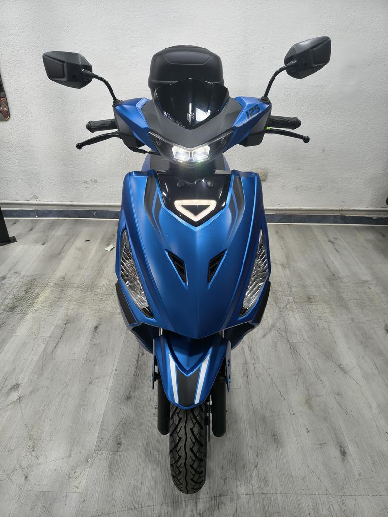 Hero DASH 125 FULL foto 16