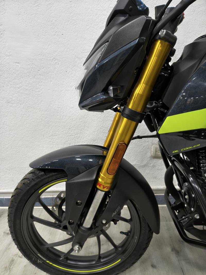 Hero HUNK 160 R4V FULL foto 16