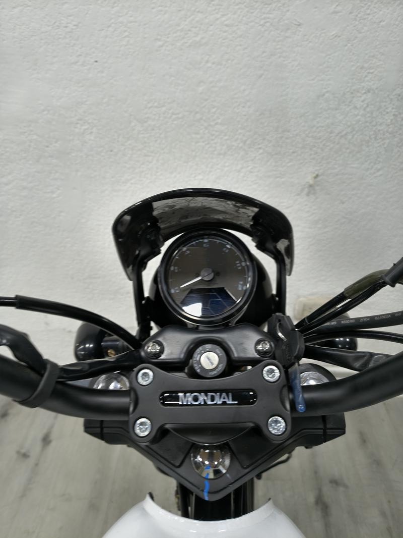 Mondial W 150 CAFE RACER FULL foto 20