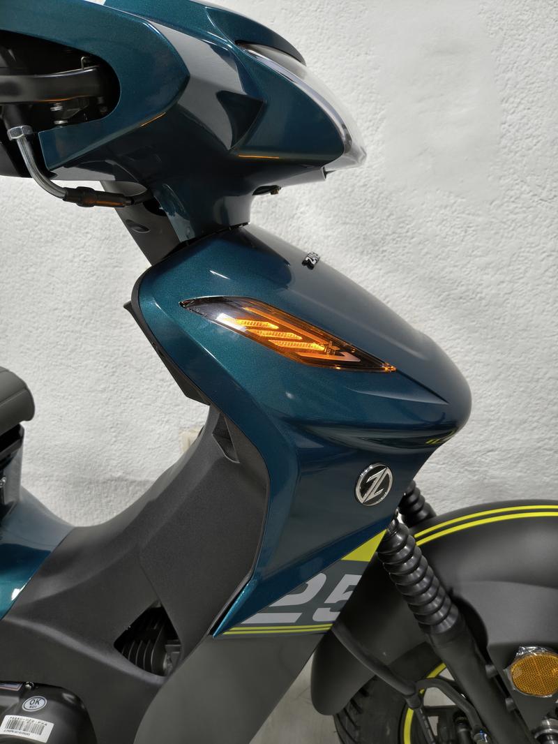 Zanella ZB 125 SPORT FULL foto 16