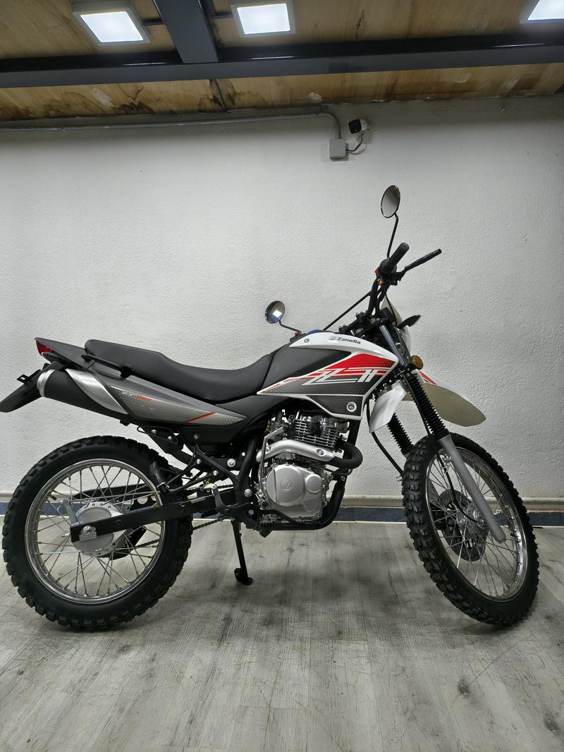 Zanella ZR 150 ZT foto 12